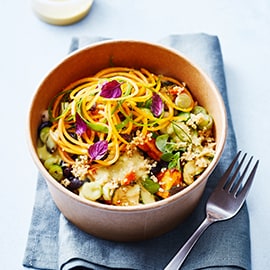 Couscous salade met geroosterde zoete aardappel en zwarte boontjes (delivery)